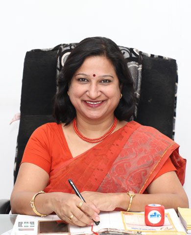 Ms. Apurva Pande, Principal